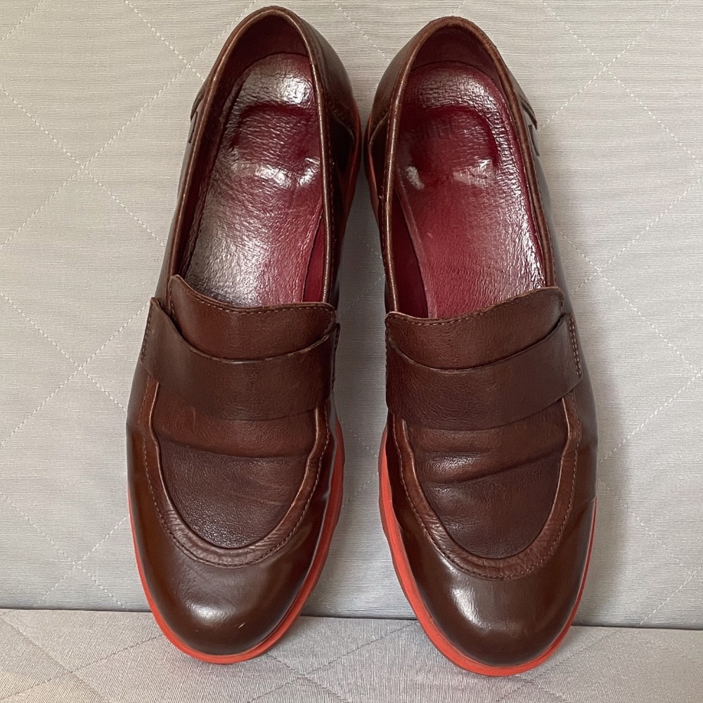 Camper Neuman/Mil Brown Loafer - Women's Size 40 - Pre-Owned - Picture 15 of 16